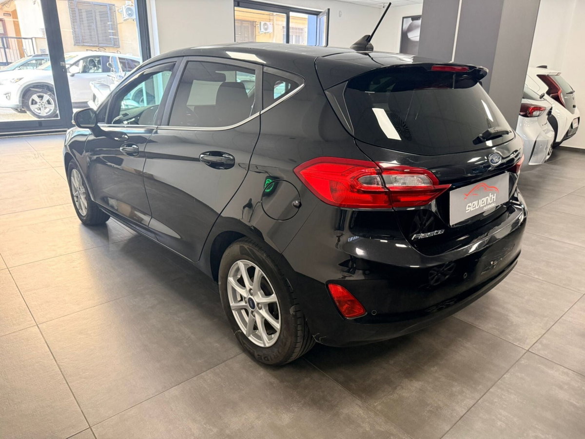 Ford Fiesta 1.1 75 CV GPL 5 porte Titanium (4)
