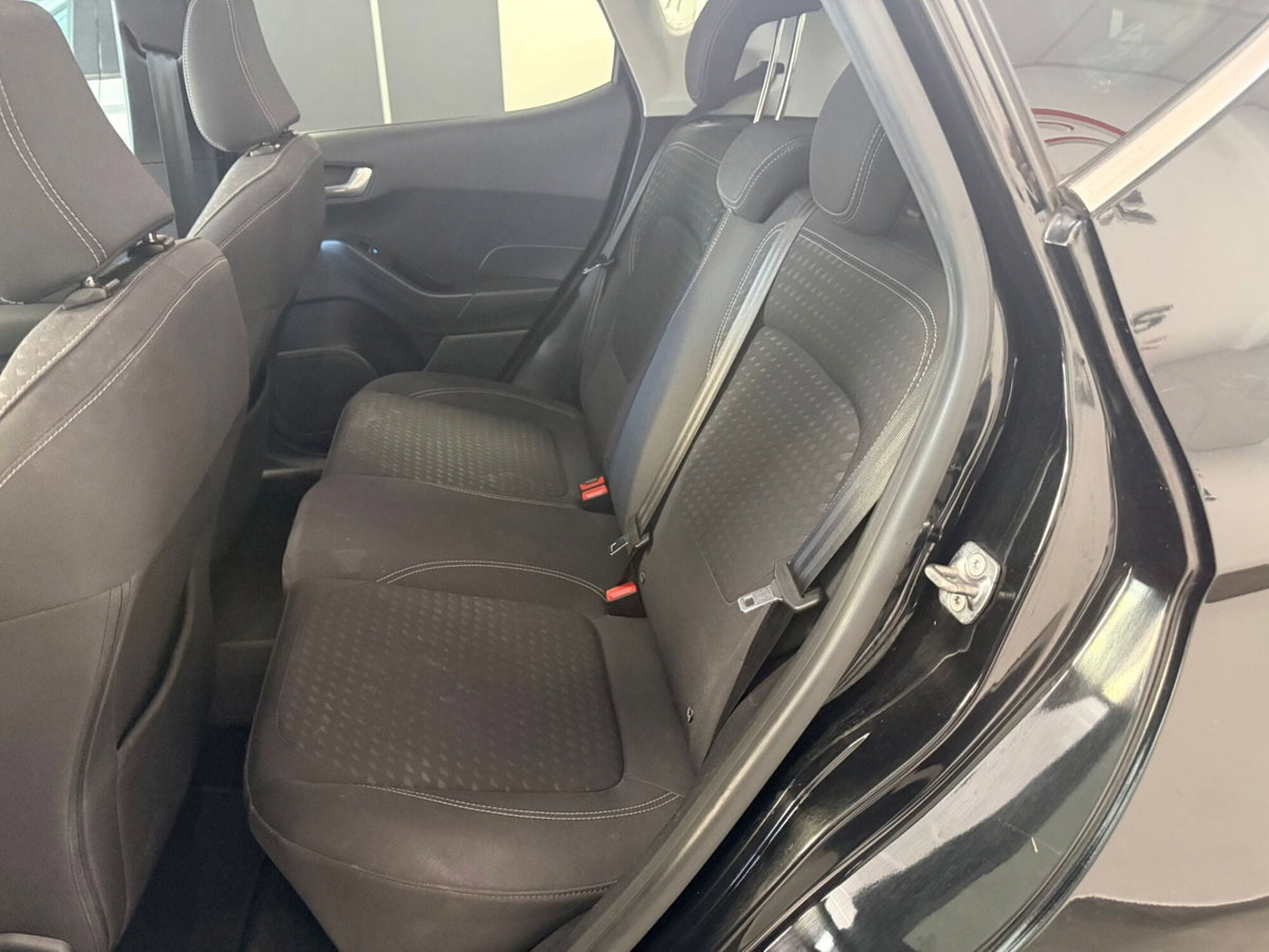Ford Fiesta 1.1 75 CV GPL 5 porte Titanium (8)