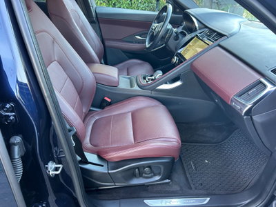 Jaguar E-Pace 2.0d i4 mhev R-Dynamic SE awd 163cv auto (15)