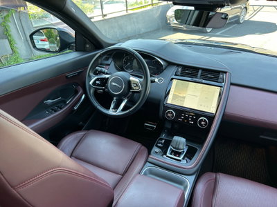 Jaguar E-Pace 2.0d i4 mhev R-Dynamic SE awd 163cv auto (17)