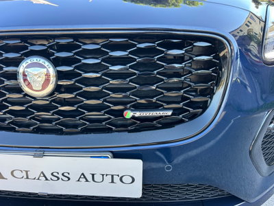 Jaguar E-Pace 2.0d i4 mhev R-Dynamic SE awd 163cv auto (6)