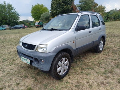 Daihatsu Terios 1.3i 16V cat 4WD SX (2)