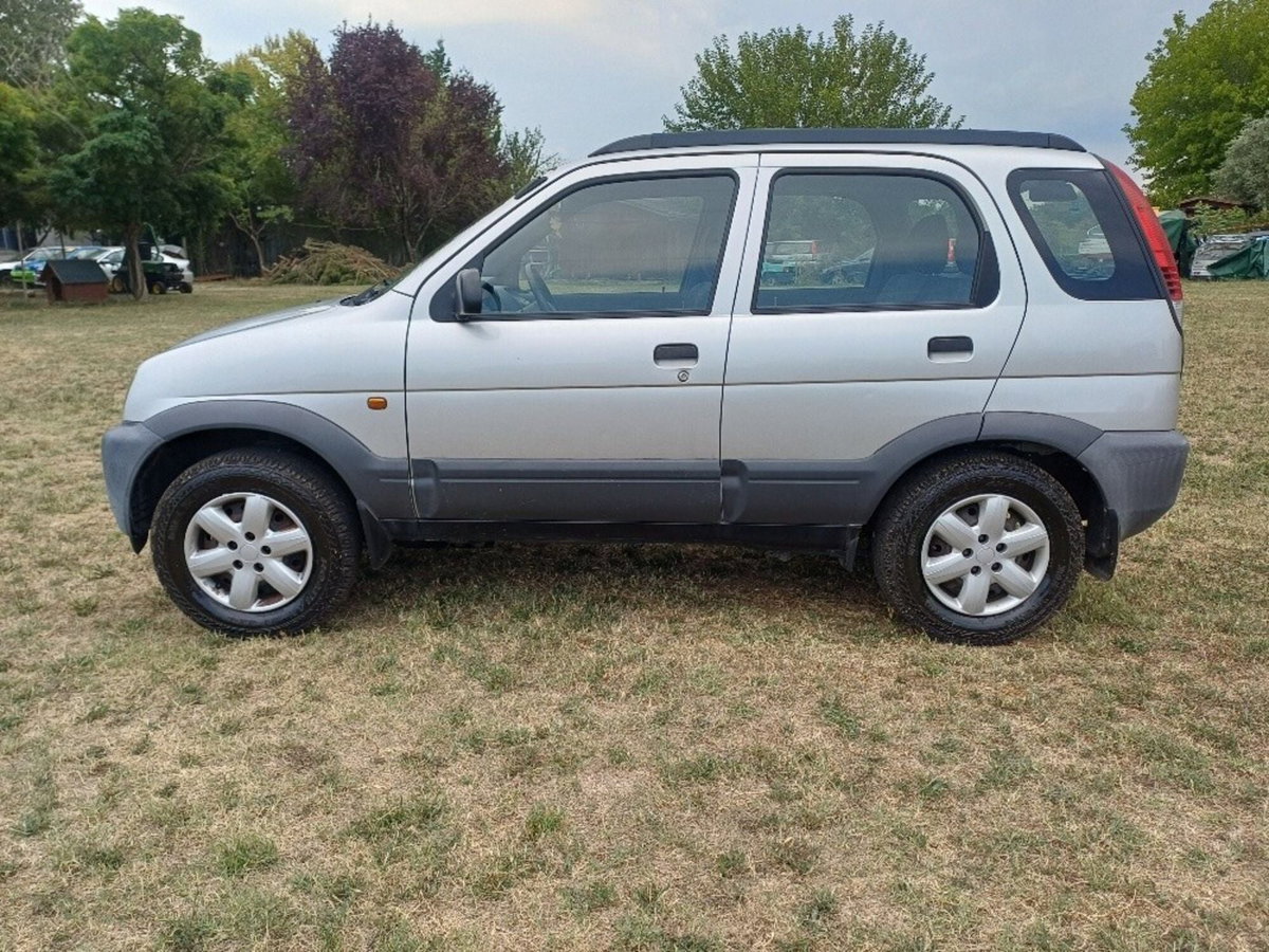 Daihatsu Terios 1.3i 16V cat 4WD SX (5)
