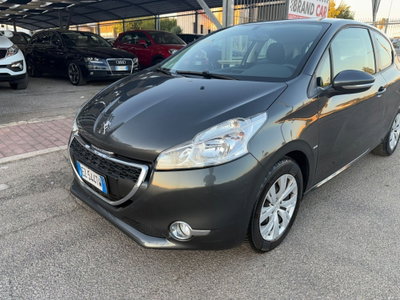 Peugeot 208 82 3 porte Allure usata