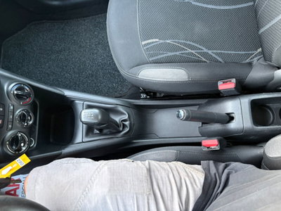 Peugeot 208 82 3 porte Allure (13)
