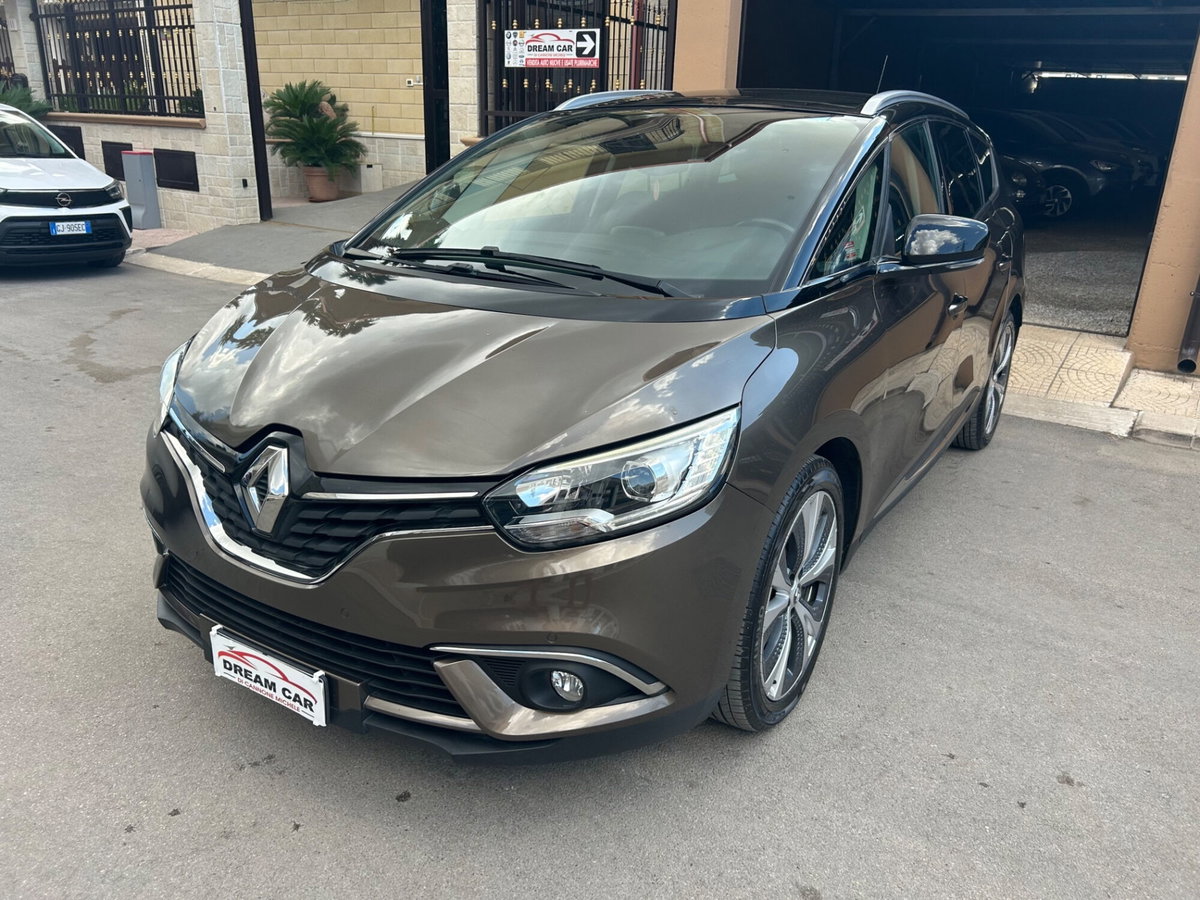 Renault Grand Scénic 1.5 dci energy Intens 110cv (10)