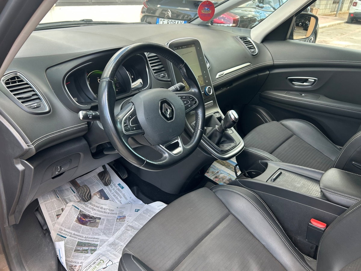 Renault Grand Scénic 1.5 dci energy Intens 110cv (16)