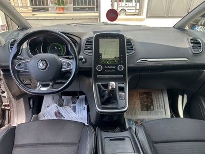 Renault Grand Scénic 1.5 dci energy Intens 110cv (20)