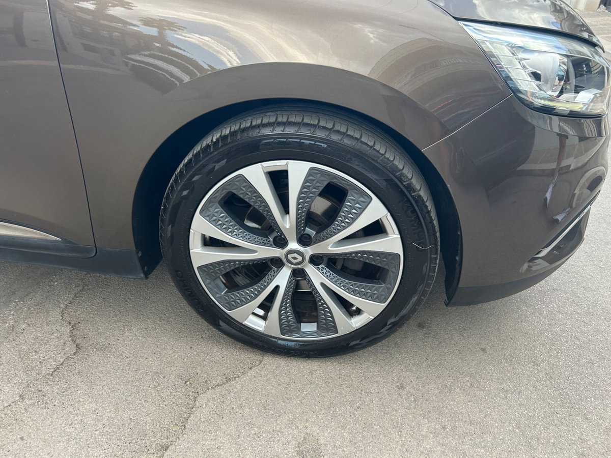 Renault Grand Scénic 1.5 dci energy Intens 110cv (6)