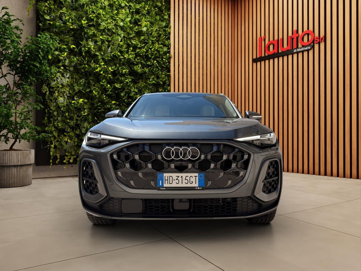 Audi Q5 Sportback 2.0 tdi mhev+ Launch Edition S line quattro 204cv s-tronic (2)