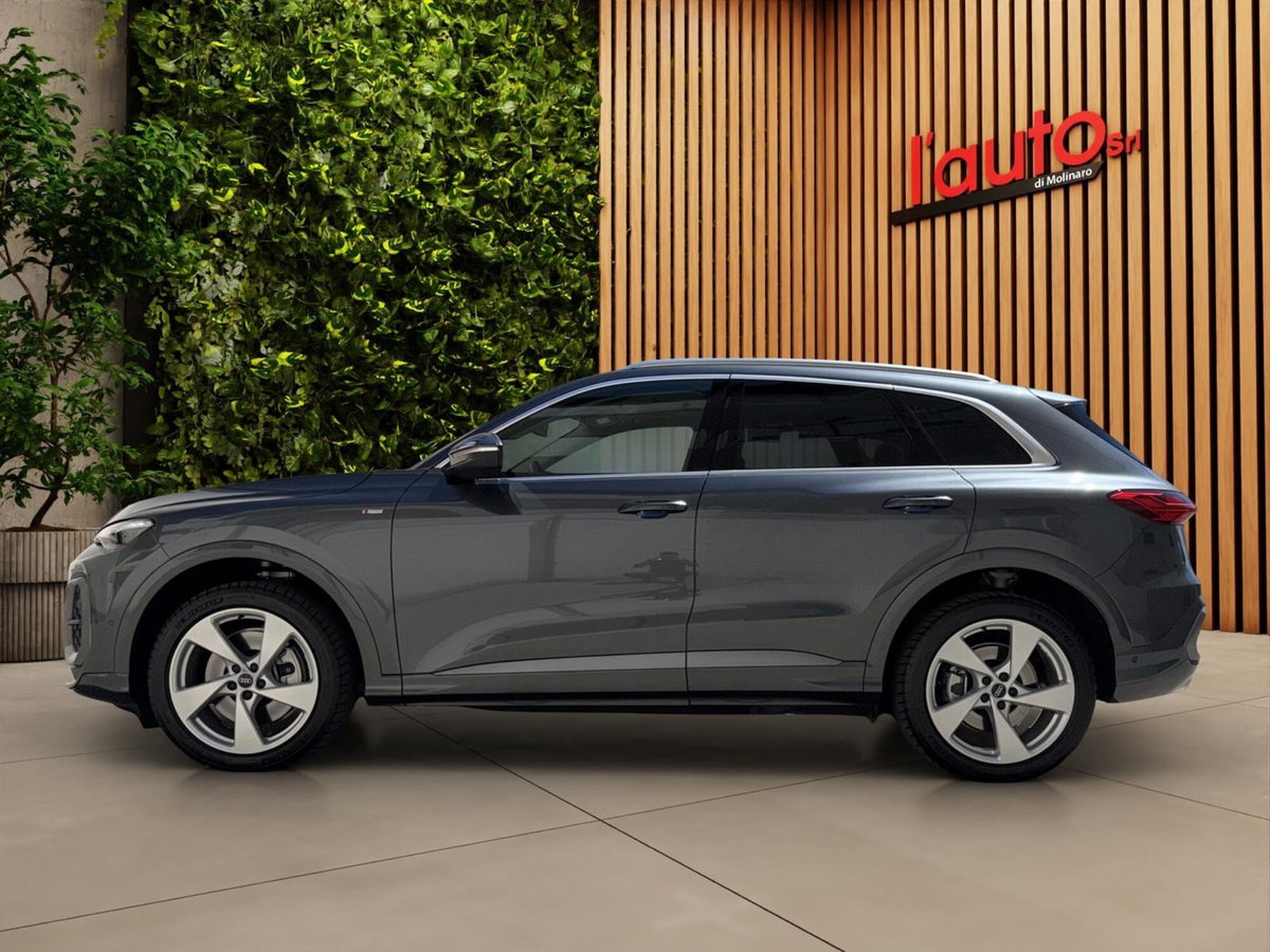 Audi Q5 Sportback 2.0 tdi mhev+ Launch Edition S line quattro 204cv s-tronic (8)