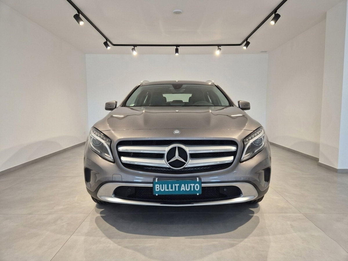 Mercedes-Benz GLA SUV 180 d Automatic Sport (2)