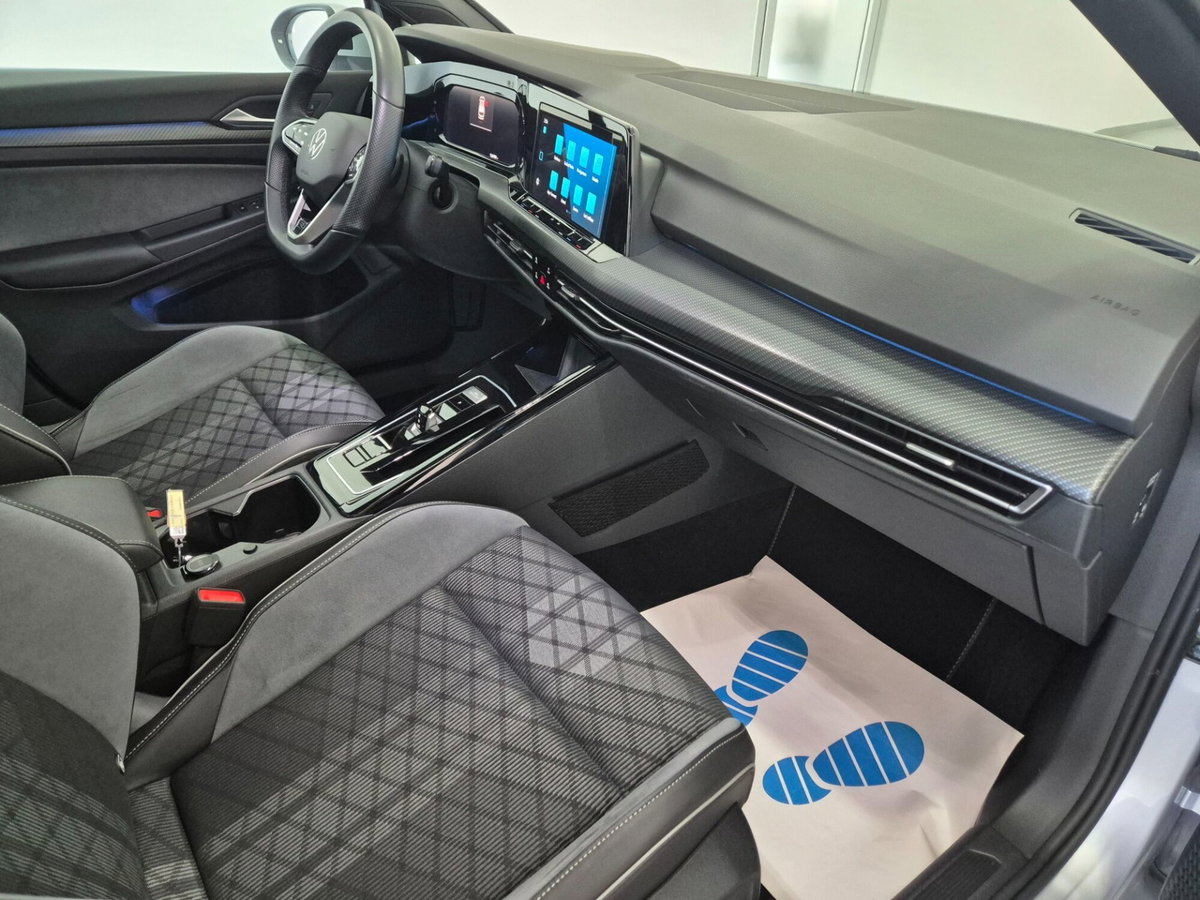 Volkswagen Golf Variant 2.0 TDI 150 CV DSG SCR R-Line (11)