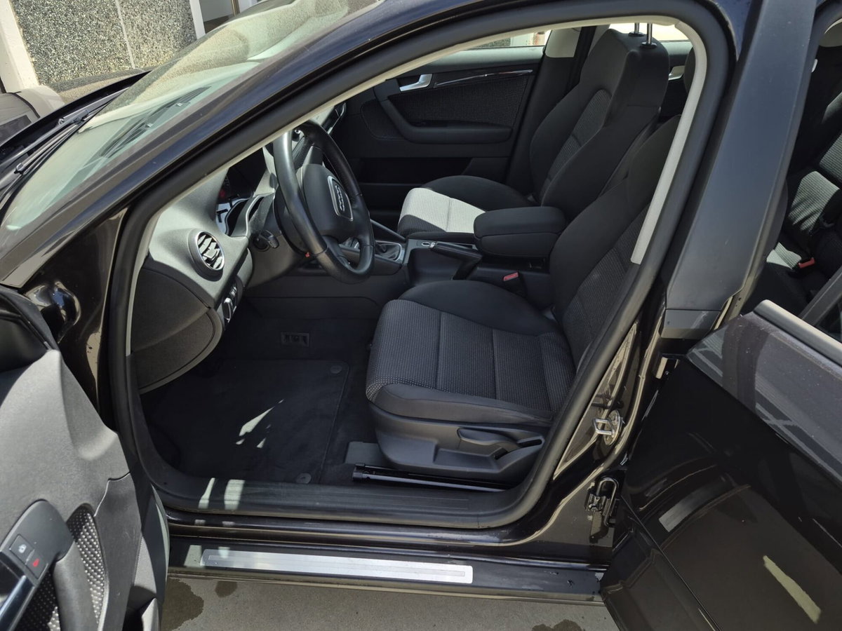 Audi A3 2.0 16V TDI Ambition (12)