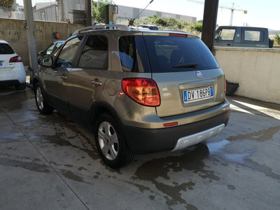 Fiat Sedici 1.9 MJT 4x2 Emotion (4)