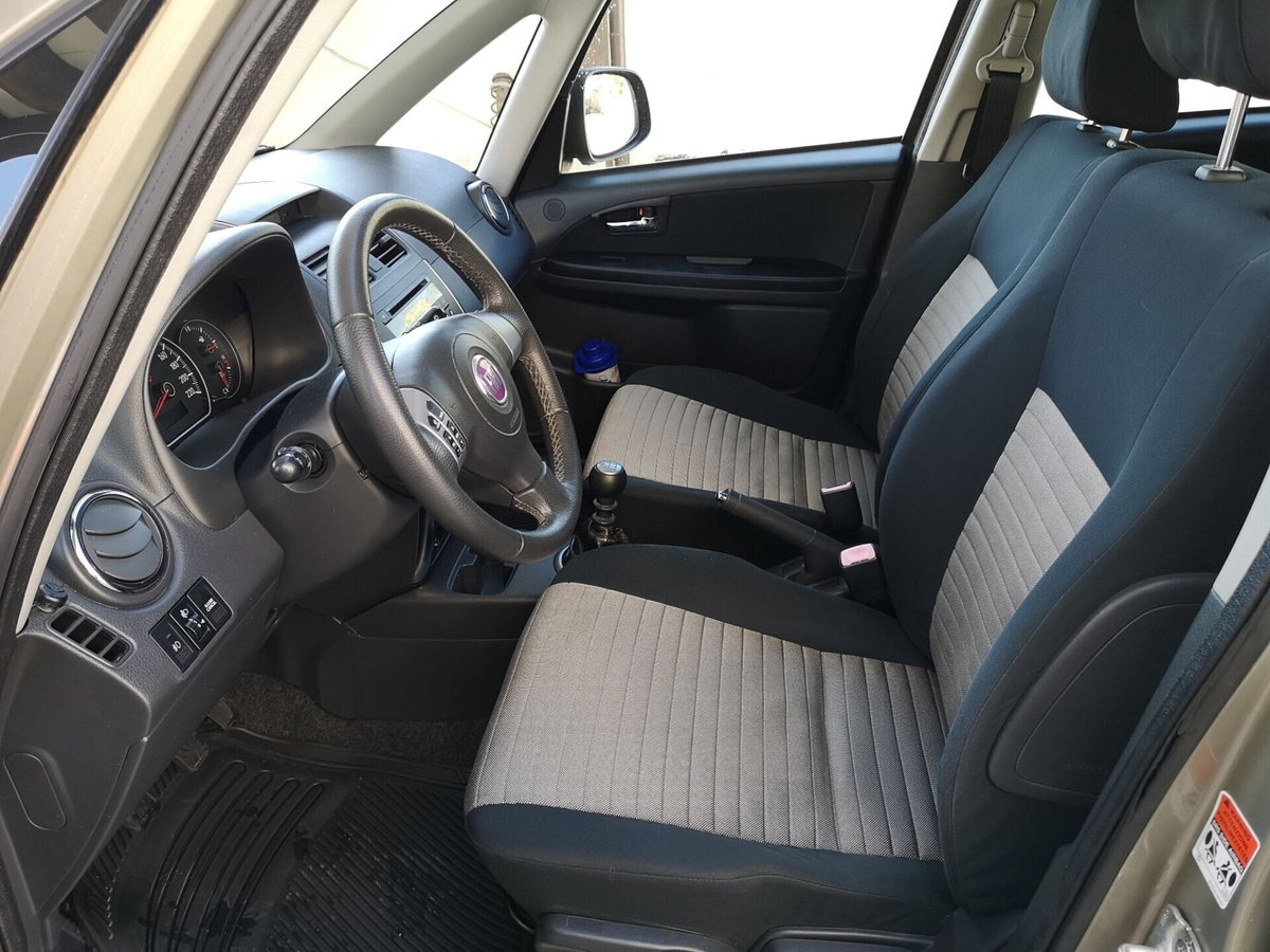 Fiat Sedici 1.9 MJT 4x2 Emotion (8)