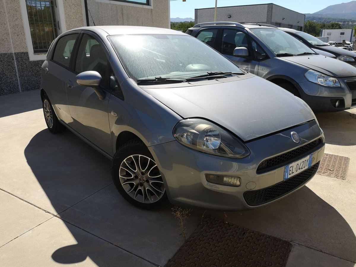 Fiat Punto Evo 1.3 Mjt 75 CV 3 porte Dynamic (2)