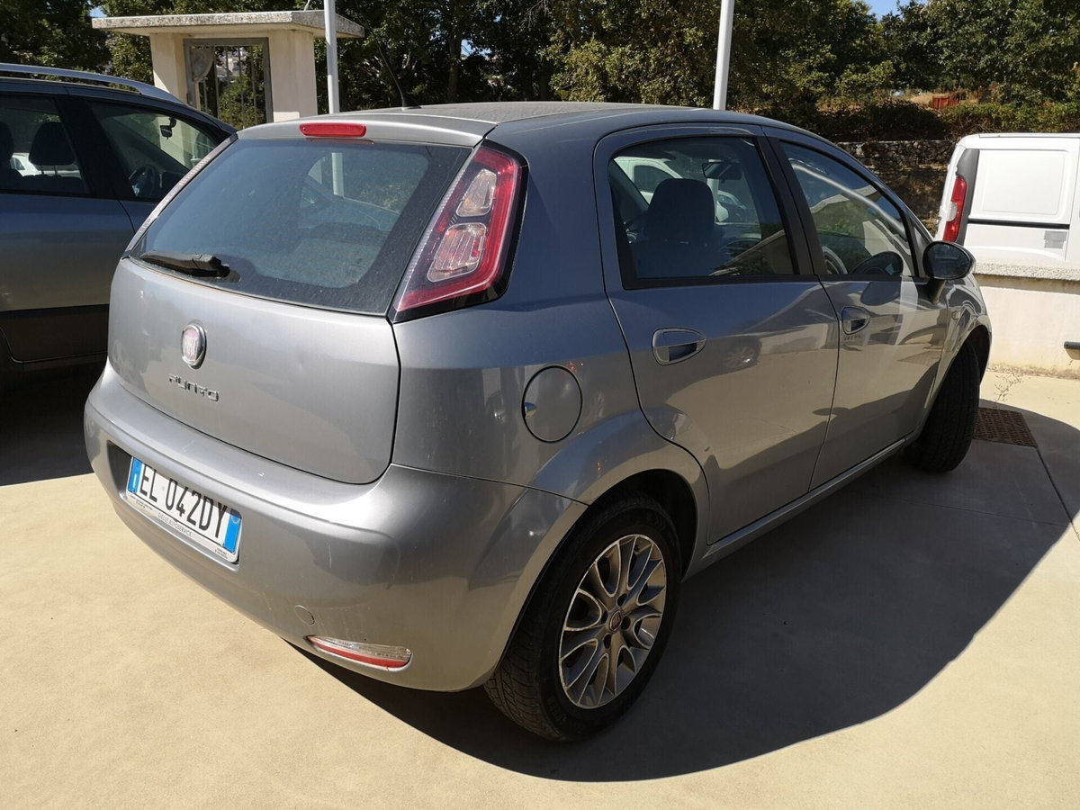 Fiat Punto Evo 1.3 Mjt 75 CV 3 porte Dynamic (4)