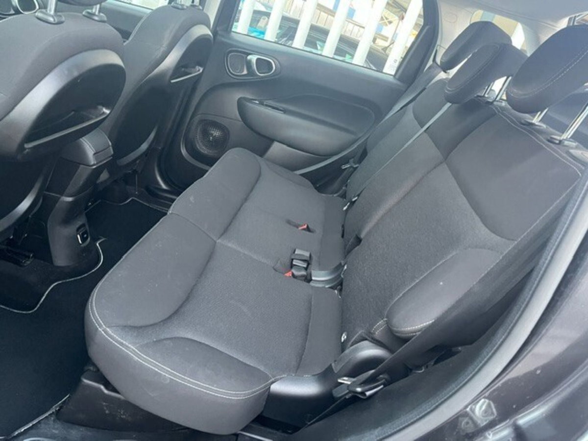 Fiat 500L Living 1.6 Multijet 120 CV Business (11)