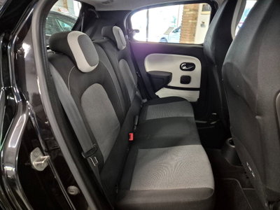 Renault Twingo 1.0 SCe Live (8)