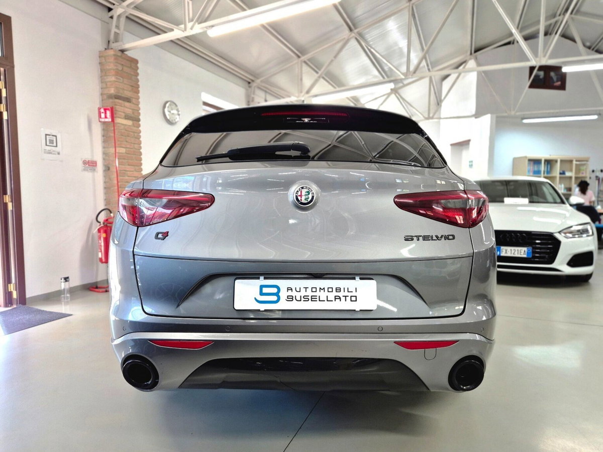 Alfa Romeo Stelvio Stelvio 2.2 Turbodiesel 210 CV AT8 Q4 Veloce Tì (20)
