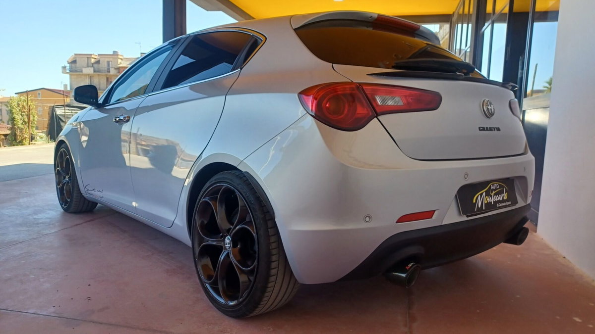 Alfa Romeo Giulietta 2.0 JTDm Super 150cv (10)