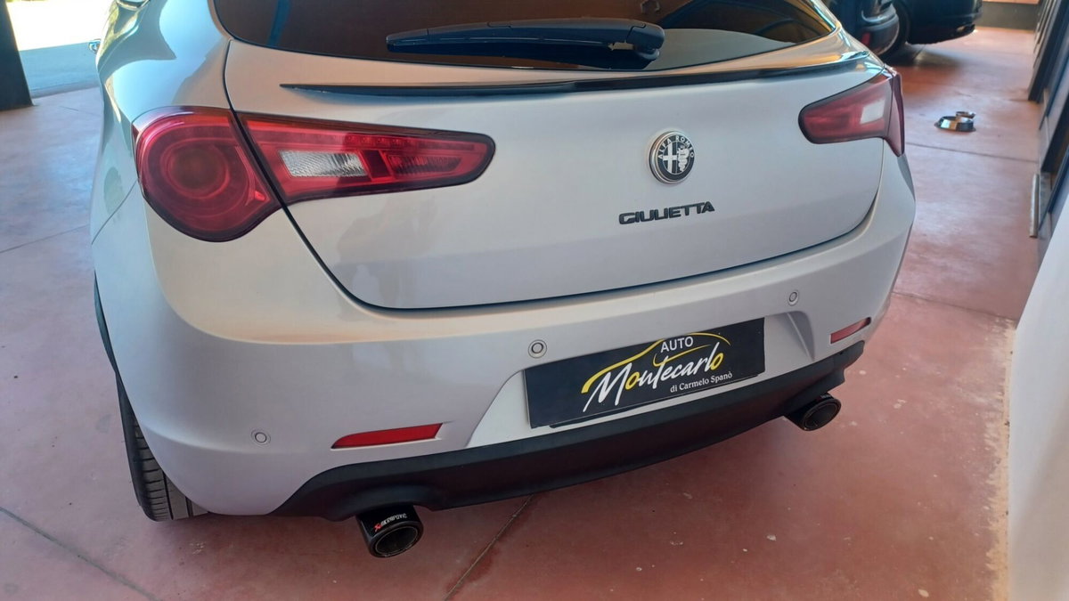 Alfa Romeo Giulietta 2.0 JTDm Super 150cv (12)