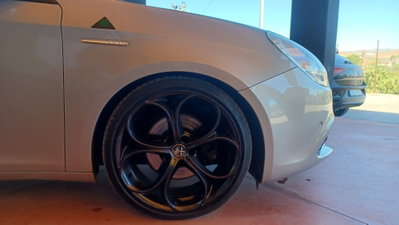 Alfa Romeo Giulietta 2.0 JTDm Super 150cv (9)