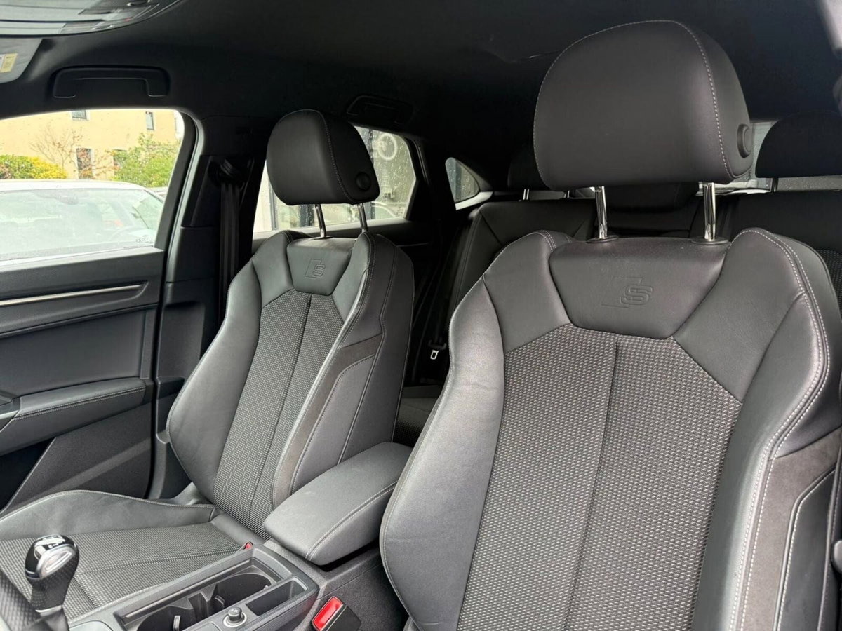 Audi Q3 35 1.5 tfsi S line edition (6)