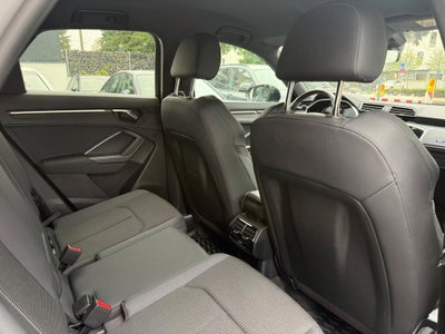 Audi Q3 35 1.5 tfsi S line edition (8)