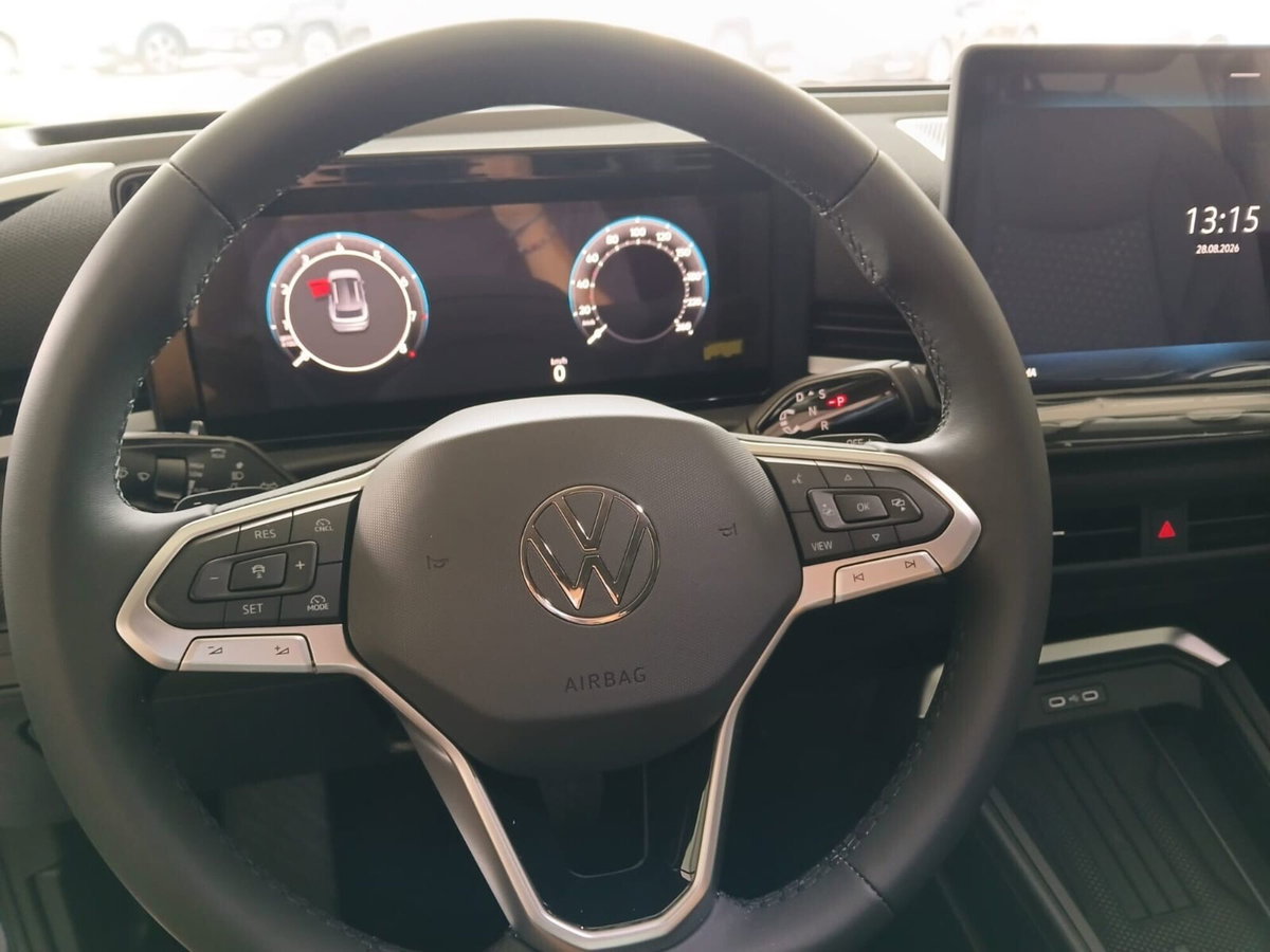 Volkswagen T-Roc 1.5 etsi Life 115cv dsg (8)