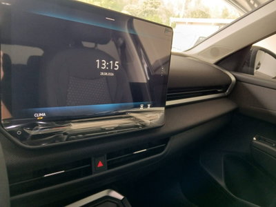 Volkswagen T-Roc 1.5 etsi Life 115cv dsg (9)