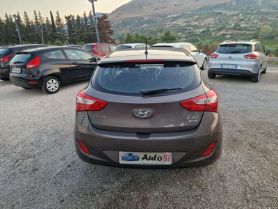 Hyundai i30 1.4 CRDi 5p. Classic (4)