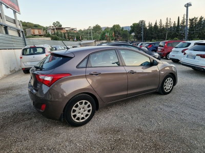 Hyundai i30 1.4 CRDi 5p. Classic (5)