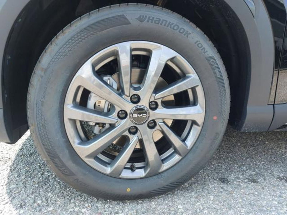 Byd Atto 2 DM-i 1.5 phev Boost 212cv (6)