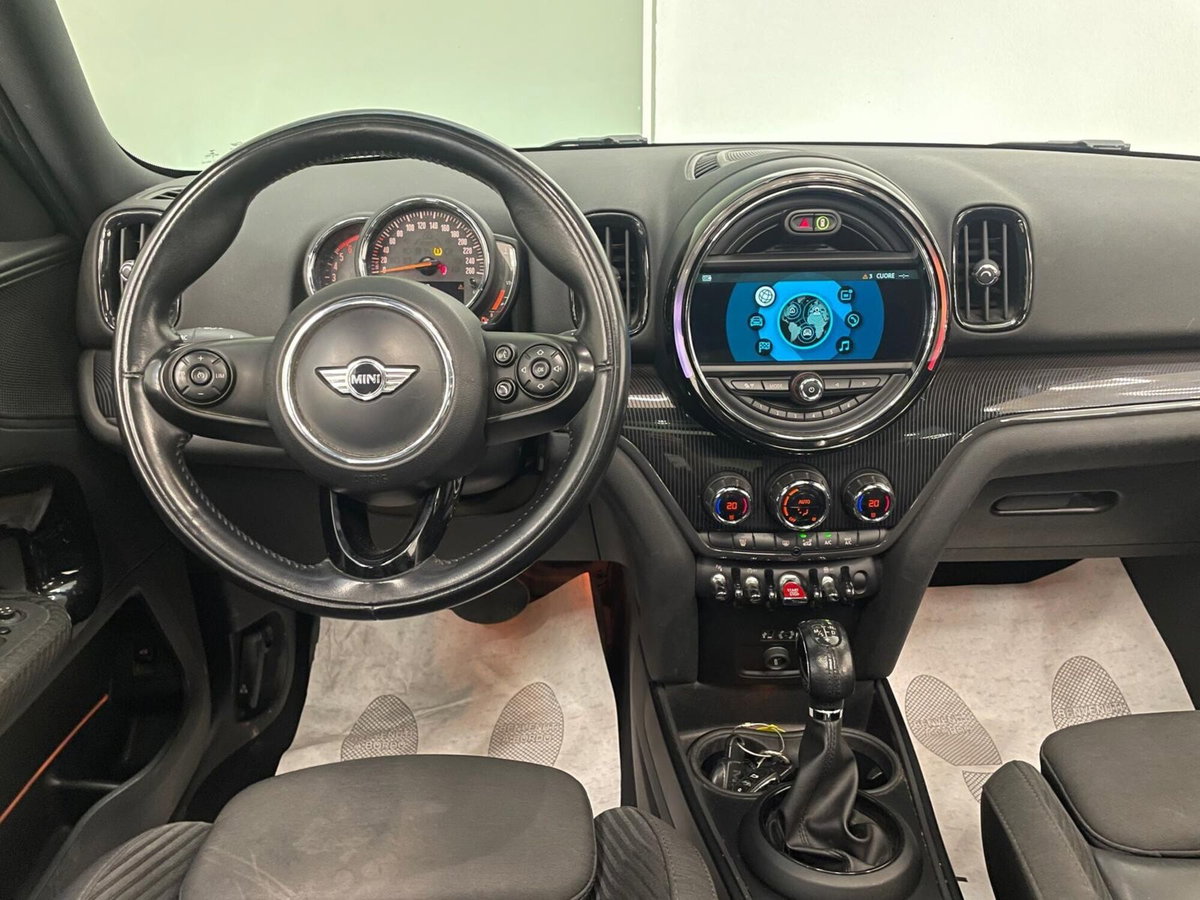 MINI Mini Countryman 2.0 Cooper D Hype Countryman (13)