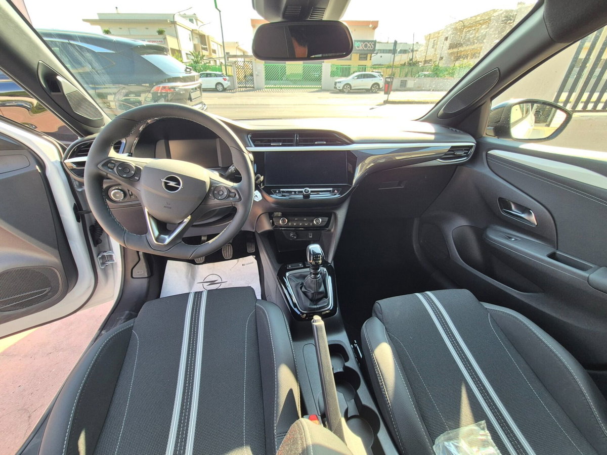 Opel Corsa 1.2 Yes s&s 100cv (15)