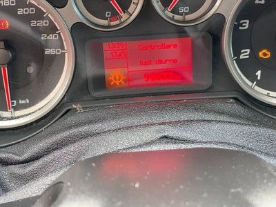 Alfa Romeo MiTo 1.4 78 CV Distinctive Sport Pack (7)