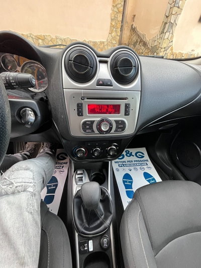 Alfa Romeo MiTo 1.4 78 CV Distinctive Sport Pack (8)