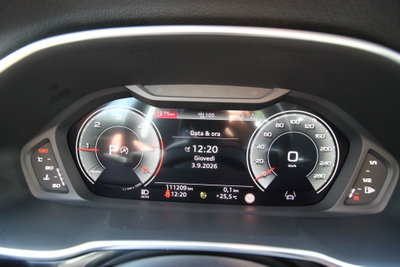 Audi Q3 35 TDI quattro S tronic Business (10)