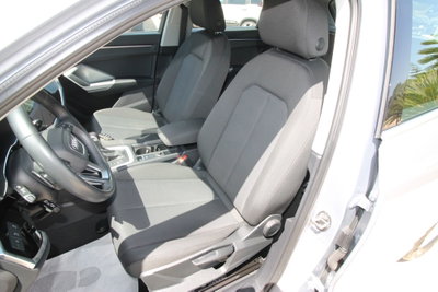 Audi Q3 35 TDI quattro S tronic Business (15)