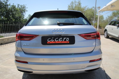 Audi Q3 35 TDI quattro S tronic Business (5)