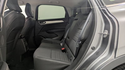 Renault Arkana E-Tech 145 CV Intens (10)