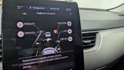 Renault Arkana E-Tech 145 CV Intens (15)