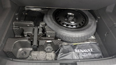 Renault Arkana E-Tech 145 CV Intens (17)