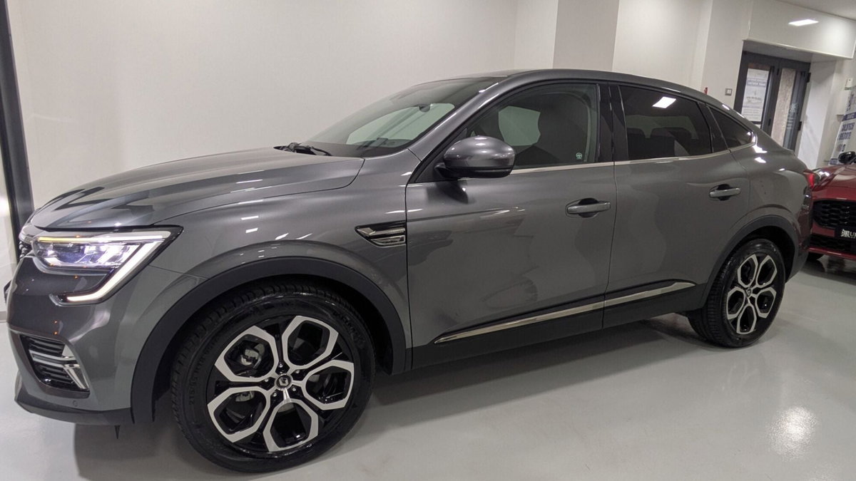 Renault Arkana E-Tech 145 CV Intens (4)