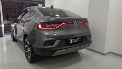 Renault Arkana E-Tech 145 CV Intens (5)