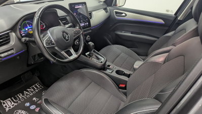 Renault Arkana E-Tech 145 CV Intens (9)