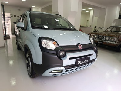 Fiat Panda 1.0 FireFly S&S Hybrid City Cross (2)