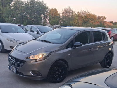 Opel Corsa 1.4 90CV GPL Tech 5 porte Cosmo usata